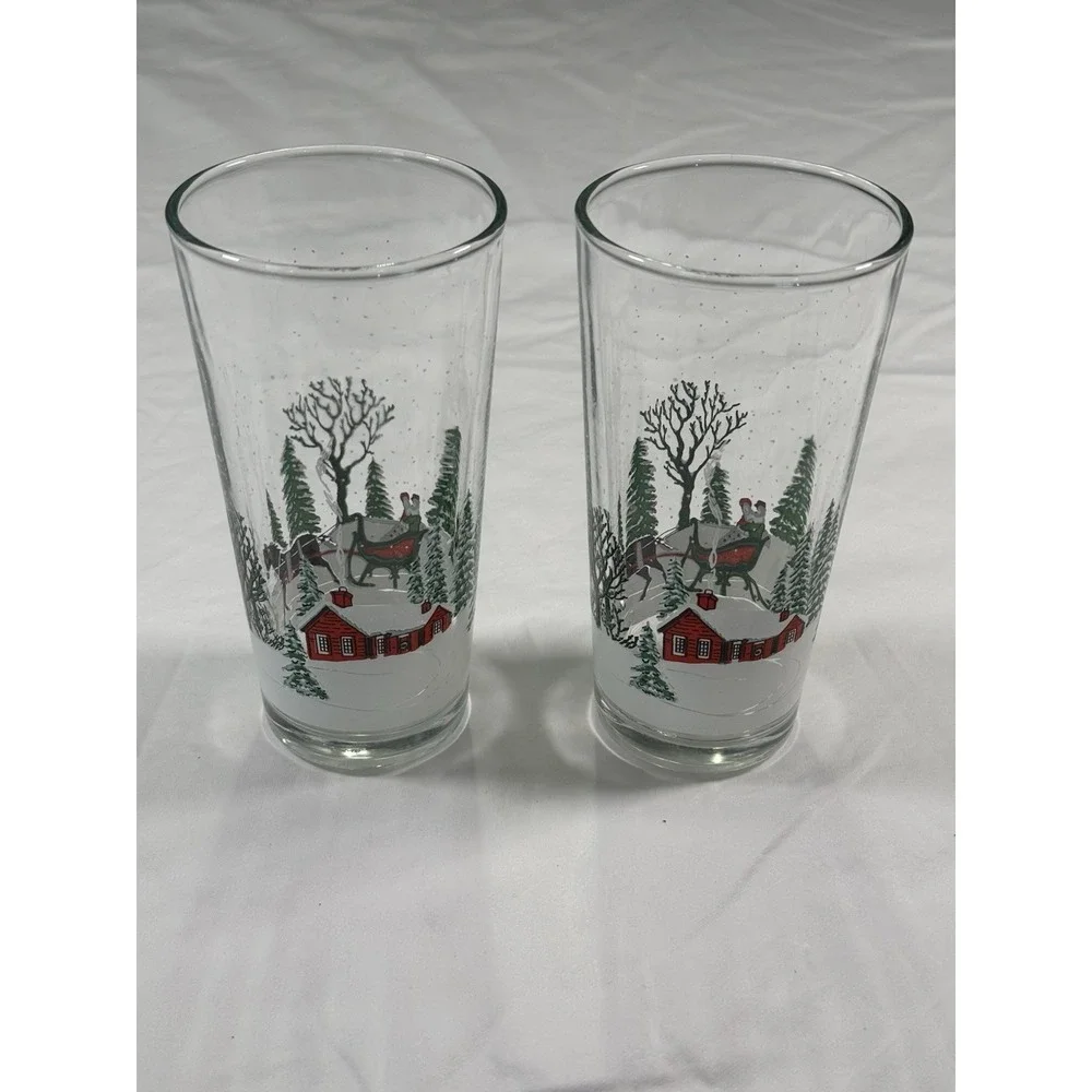 2 Vintage Frosted‎ Winter Snow Scene Drink Glasses Christmas
